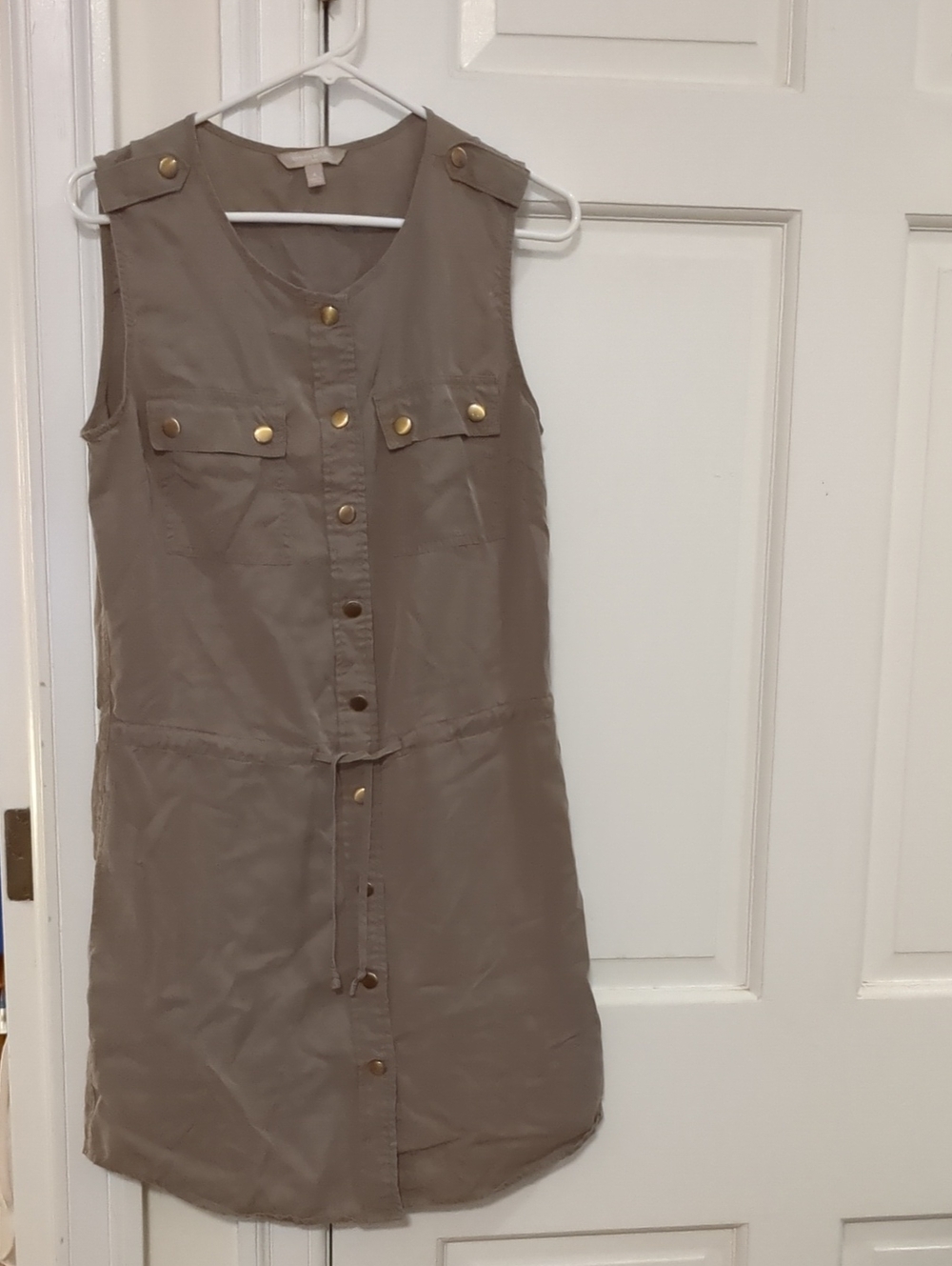 Banana Republic Taupe Sleeveless Button-Front Dress with Gold Buttons 6 Drawstri